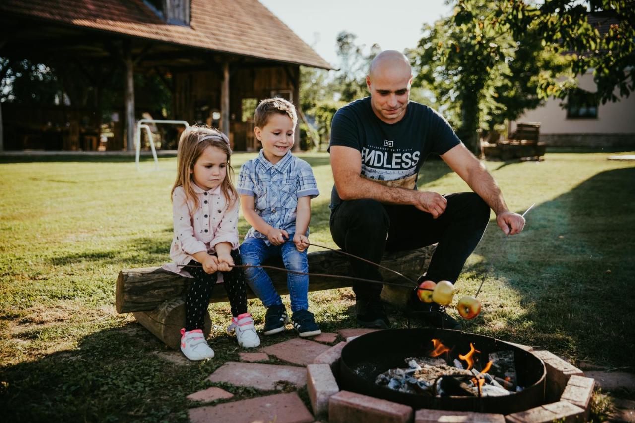 Hotel Treehouse Drevesna Hiska Strkovo Gnezdo Ranc Jures Ljutomer Exteriér fotografie