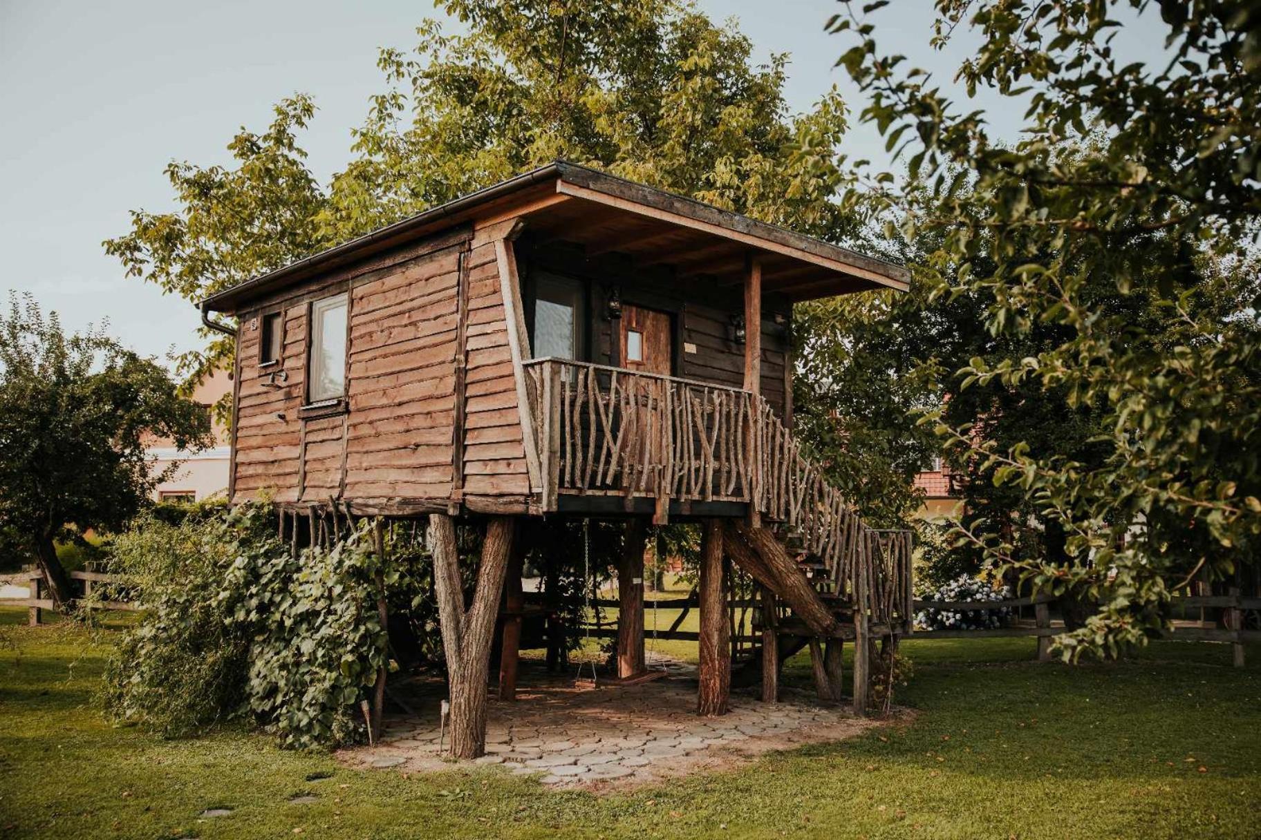 Hotel Treehouse Drevesna Hiska Strkovo Gnezdo Ranc Jures Ljutomer Exteriér fotografie